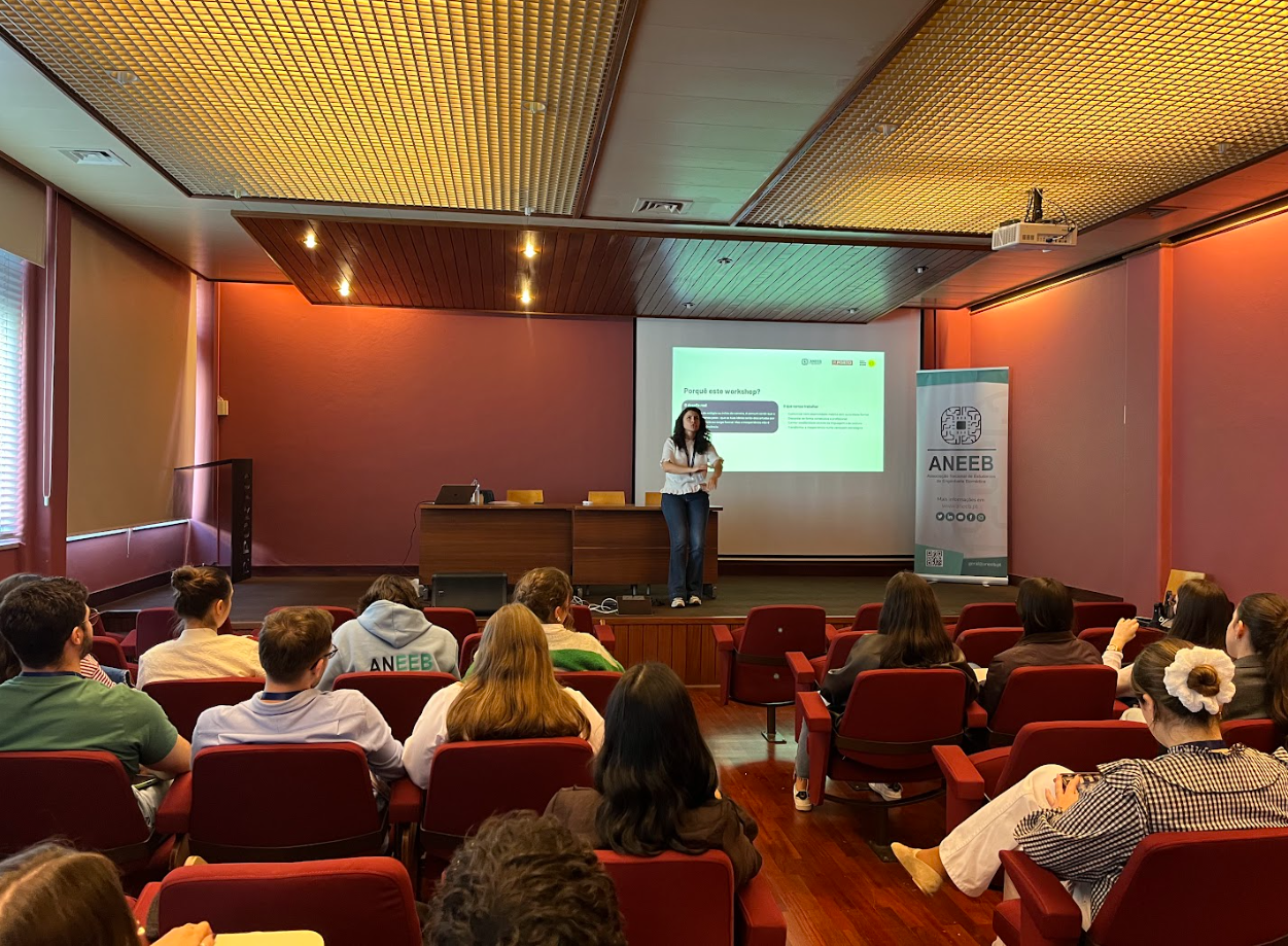 {98B598C1-B562-42D0-9E08-C857BF2A6CF1}